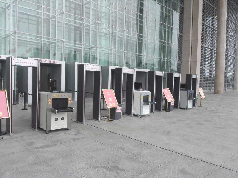 X光安檢機(jī)一般多少錢(qián)？